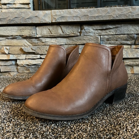 Brown Women’s Harlow Ankle Boots - Picture 4 of 4